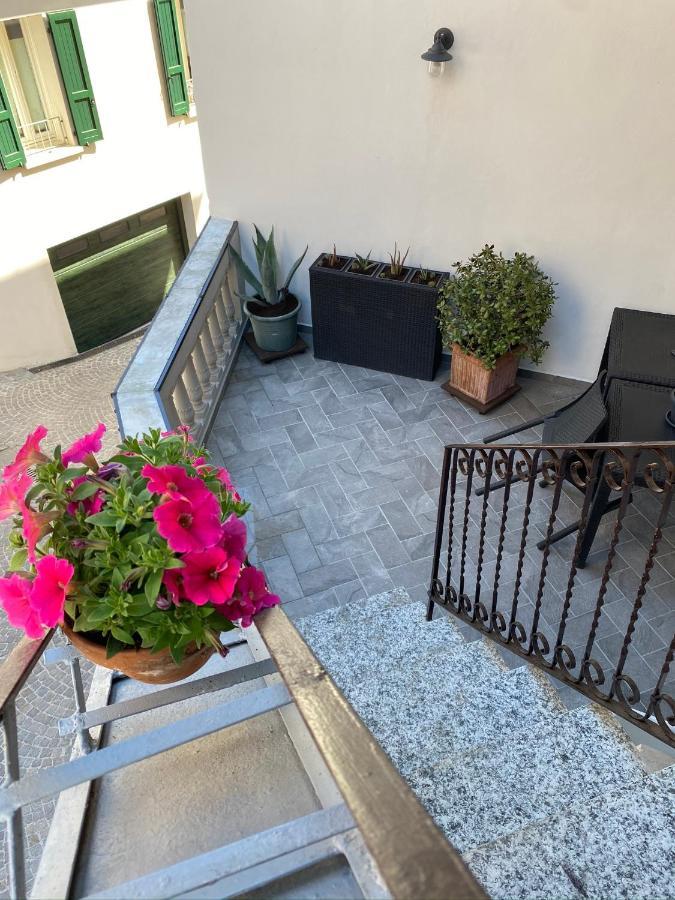 La Casa Di Andrea Apartman Gardone Riviera Kültér fotó